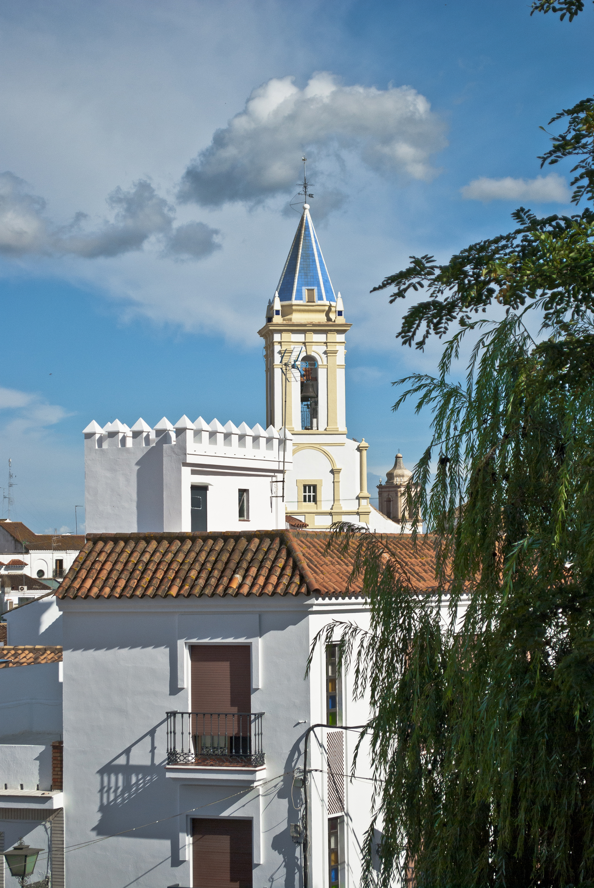 Parroquia San Pedro - desde el castillo