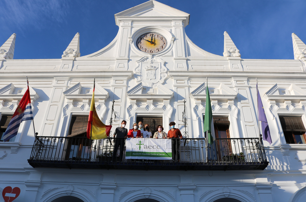 El Ayuntamiento y la AECC en Cartaya piden la colaboración de todos para impulsar la investigación, con motivo del Día Mundial contra el  Cáncer de Mama