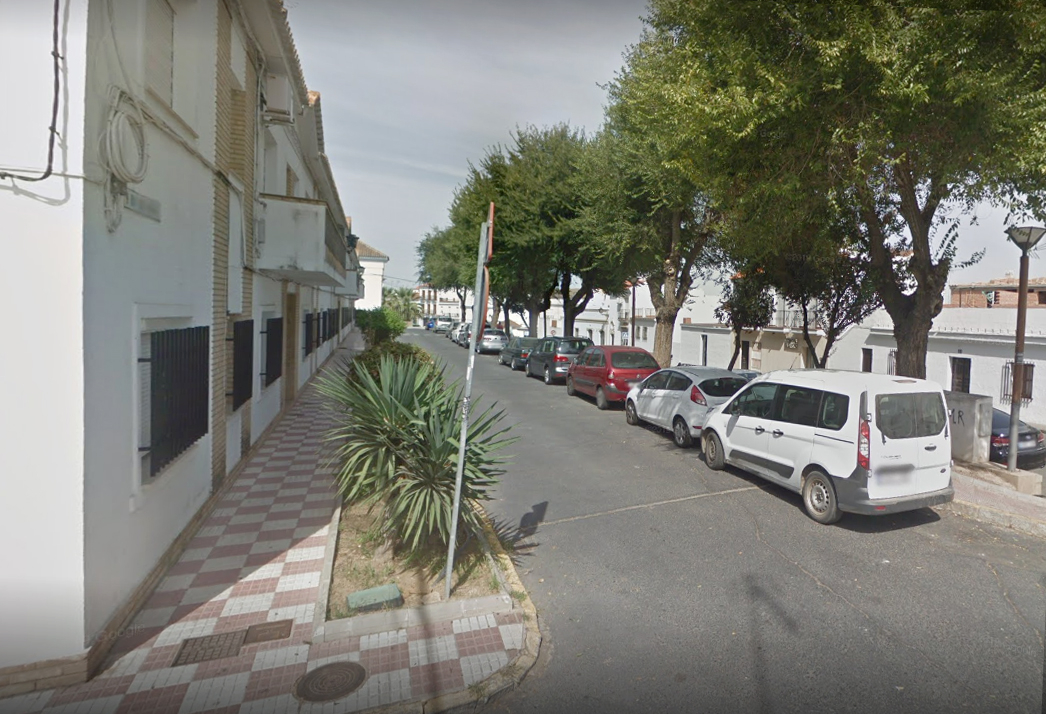 La Policía Local de Cartaya localiza en la Barriada Blas Infante un vehículo robado en otro municipio.