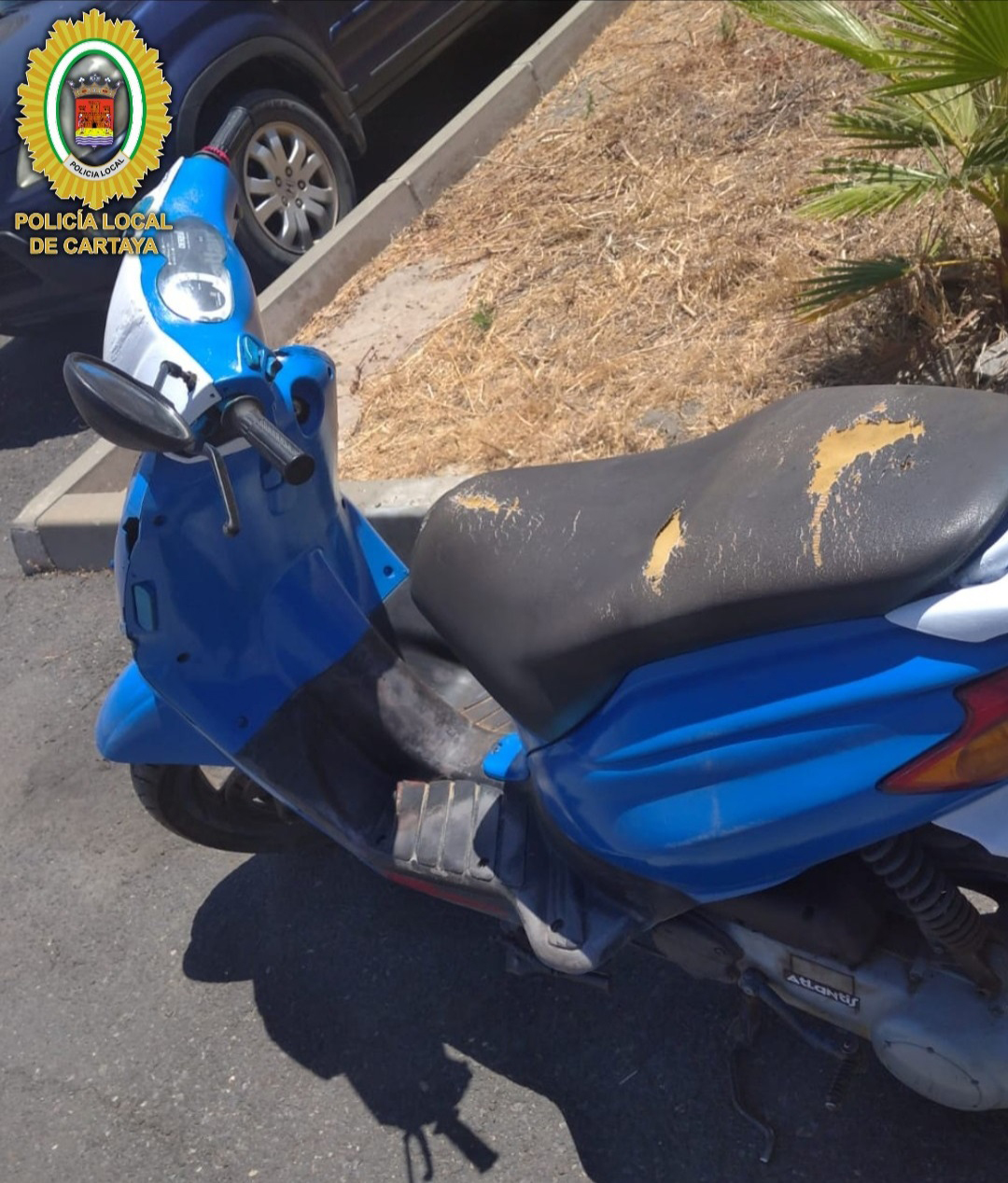 Nueva actuación de la Policía Local de Cartaya para recuperar un vehículo robado, en este caso un ciclomotor.