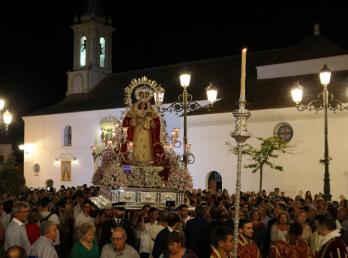 La procesión de la Virgen del Rosario fue uno de los últimos actos de la Feria de Octubre y Fiestas Patronales de Cartaya 2019.