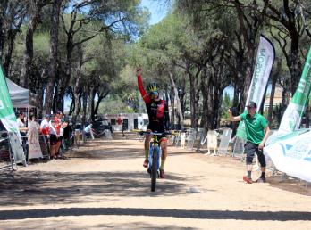 250 corredores participan en el III Rally BTT ‘Pinares de Cartaya’, por primera vez puntuable para el ránking andaluz